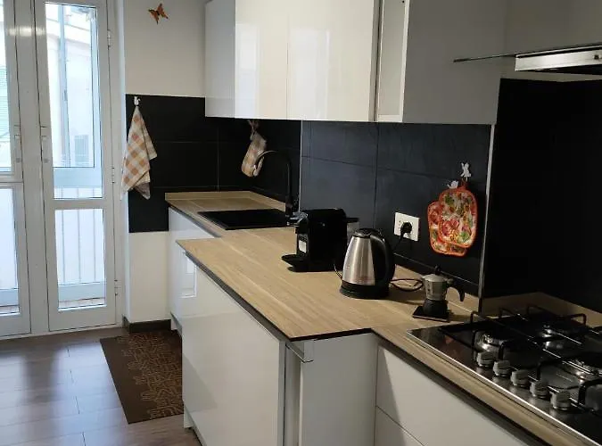 Casa Vacanze Celine a due passi dal mare CIN IT09056C2W8WF7M33